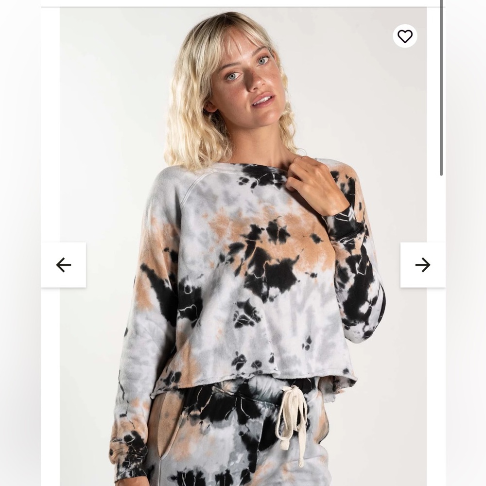 JALA- tide dye cropped pullover size xsmall